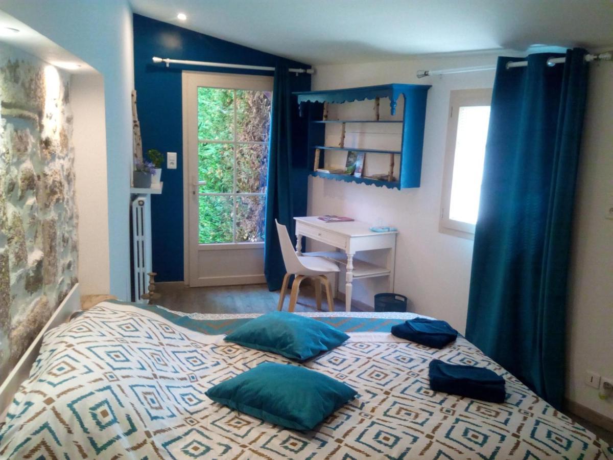 Bed and Breakfast Mas Des Vignes Piscine Chauffee Le Champ-Saint-Pere Экстерьер фото